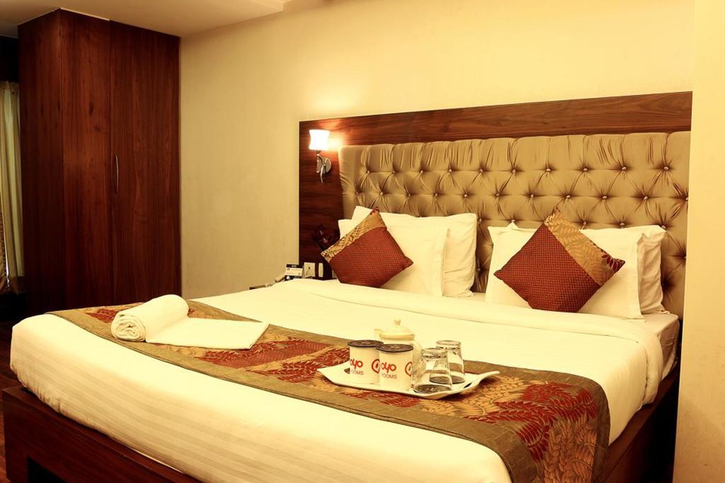 Oyo 1522 Npg Hotel Kolkata Luaran gambar