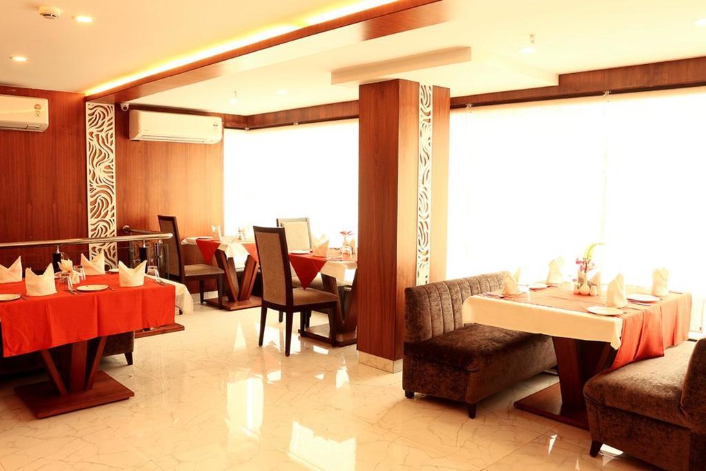 Oyo 1522 Npg Hotel Kolkata Luaran gambar